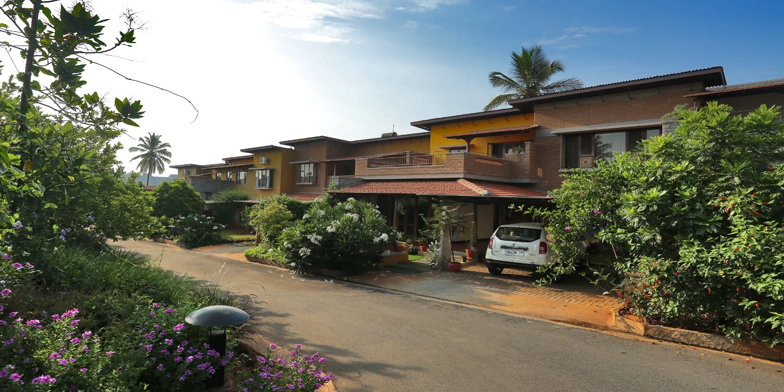 GOOD EARTH OCHRE — Kambipura, Bangalore